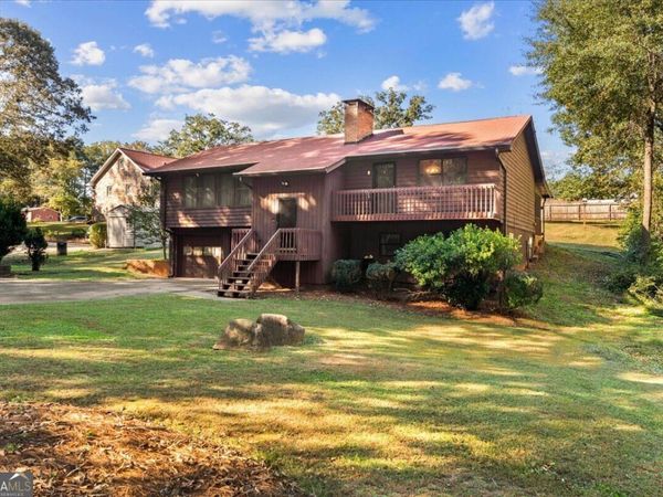 2811 Deerfield Drive, Lithia Springs, GA 30122