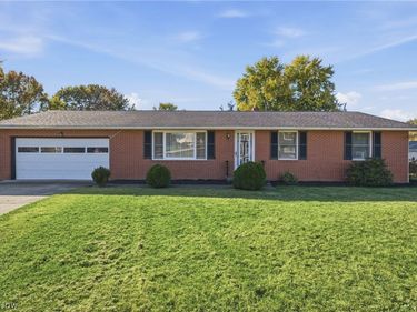 5670 Valerius Street SW, Navarre, OH 44662