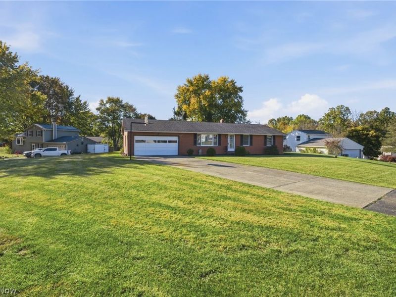 5670 Valerius Street SW, Navarre, OH 44662 Photo 4