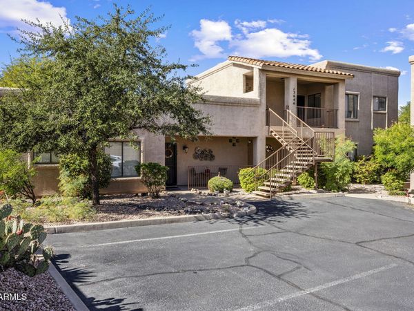 13644 N SAGUARO Boulevard, Unit 201, Fountain Hills, AZ 85268