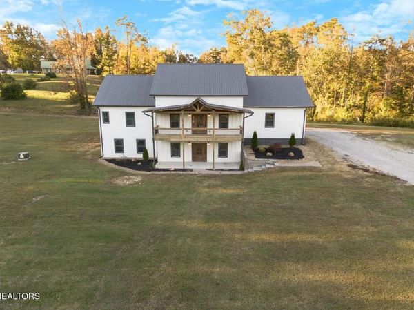 143 Gibbs Lane, Clinton, TN 37716