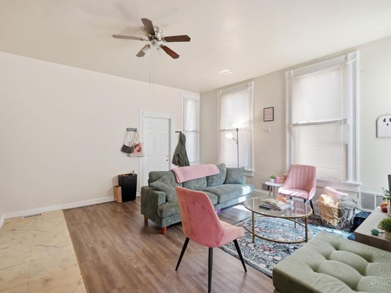 134 Delmar Avenue, Cincinnati, OH 45217 Photo 3