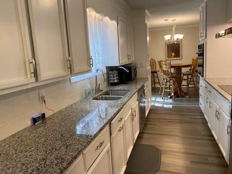301 Ashburne Court Photo 4