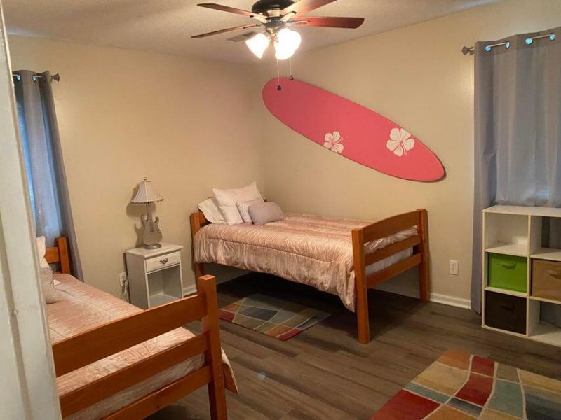 301 Ashburne Court Photo 8