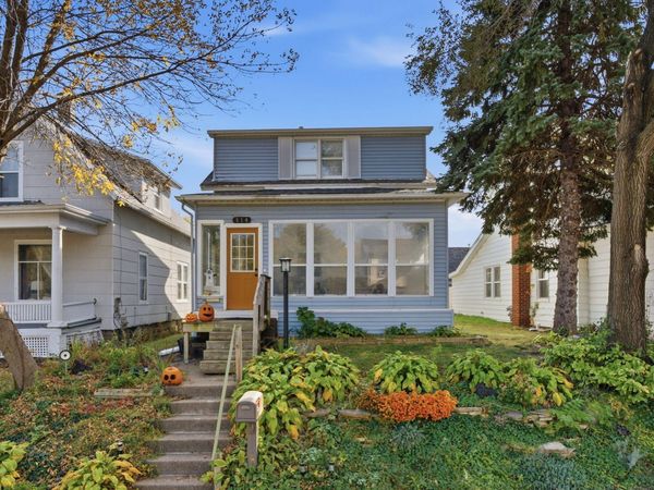 514 W 8TH, Muscatine, IA 52761