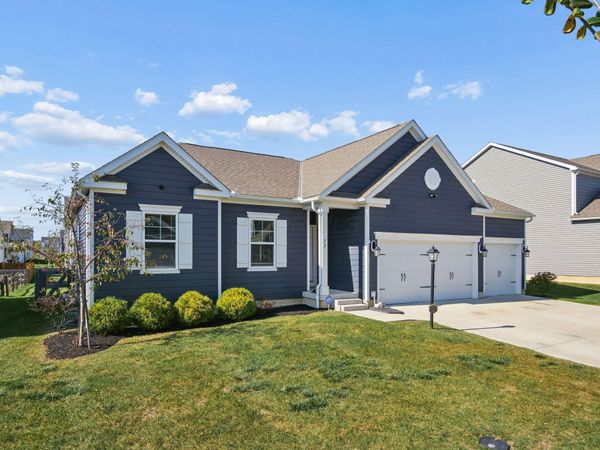 73 Scarlett Drive , Delaware, OH 43015
