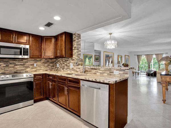 2804 VICTORIA Way, Unit C3, Coconut Creek, FL 33066