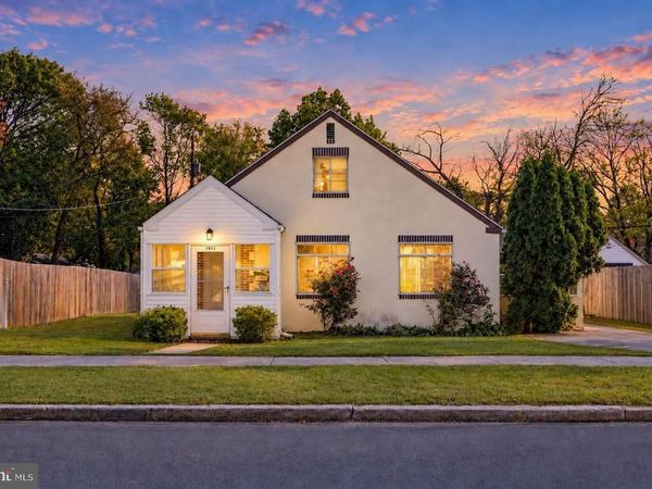 1911 KENT DRIVE , CAMP HILL, PA 17011