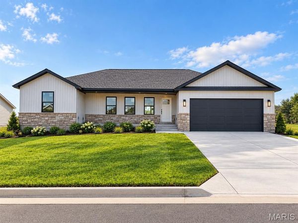 816 Barclay Drive , Farmington, MO 63640