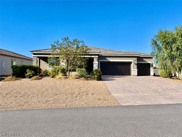 4890 E Sandalwood Drive, Pahrump, NV 89061