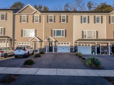 1080 BLUEMOON DR, ROCKINGHAM, VA 22801