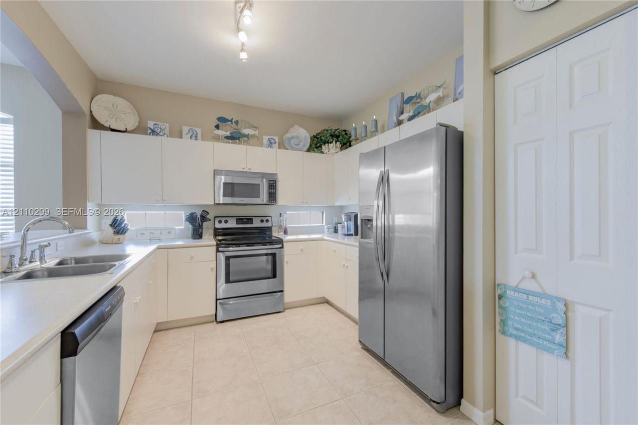 601 Southstar Dr , Unit 1004, Fort Pierce, FL 34949 Photo