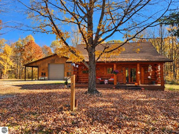 9098 Sunset Trail, NE, Mancelona, MI 49659