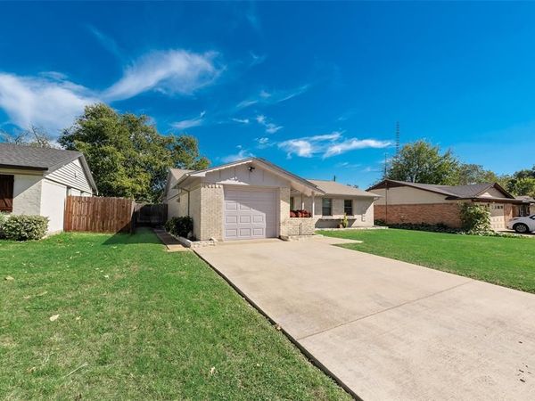 308 N Cottonwood Drive, Richardson, TX 75080