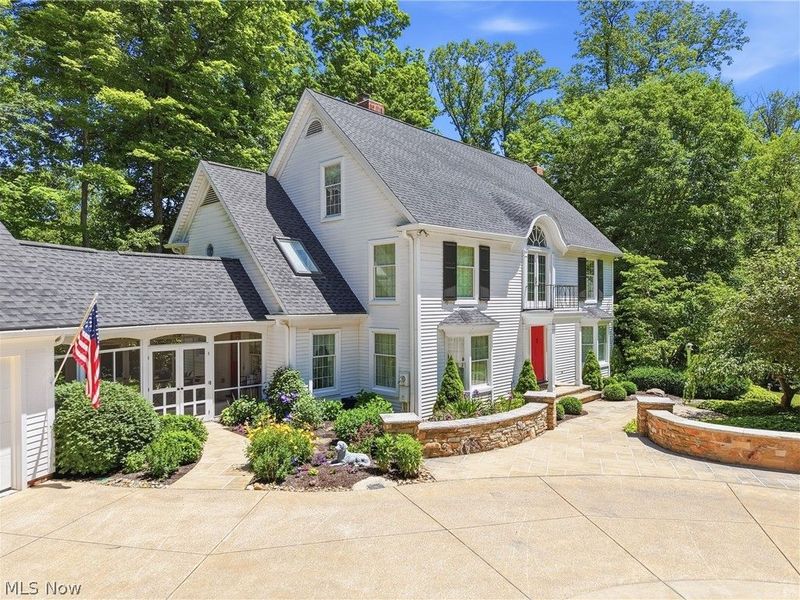 37475 Jackson Road , Chagrin Falls, OH 44022 Photo 2