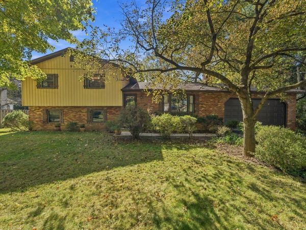 2135 Lane Road, Columbus, OH 43220