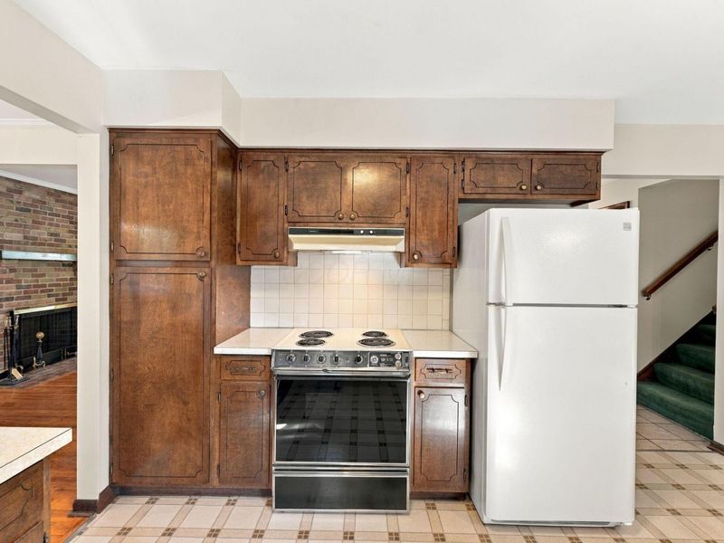 2135 Lane Road, Columbus, OH 43220 Photo 11