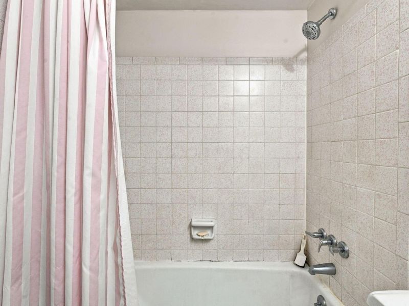 2135 Lane Road, Columbus, OH 43220 Photo 35