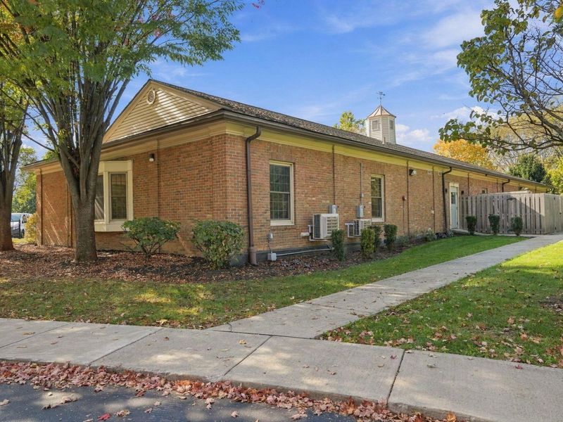2135 Lane Road, Columbus, OH 43220 Photo 47