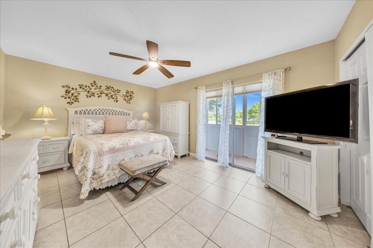 129 Suffolk D, Boca Raton, FL 33434 Photo