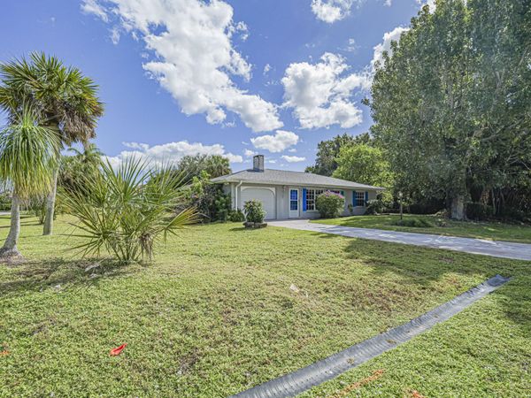 133 EASY Street, Sebastian, FL 32958