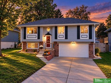 14901 Willow Creek Drive, Omaha, NE 68138
