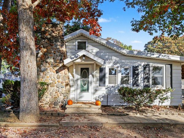 2359 Bartlett Road, Pleasant Lake, MI 49272