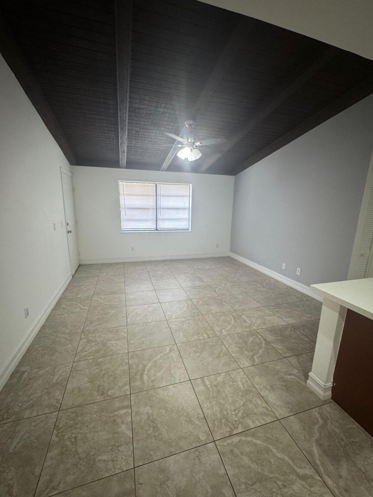 403 Glenwood Drive, Unit 403, West Palm Beach, FL 33415 Photo