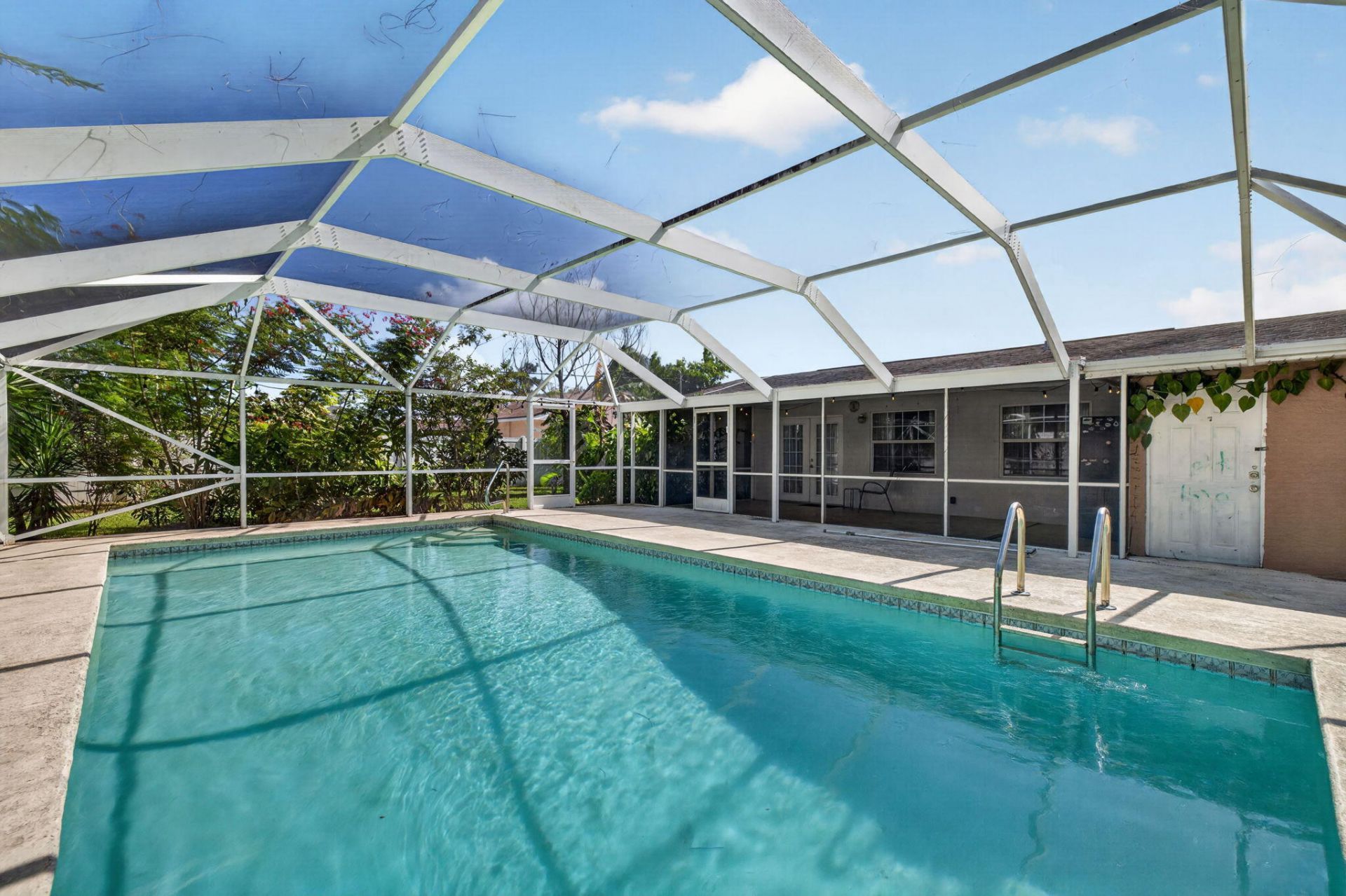 557 NW Sherbrooke Avenue, Port Saint Lucie, FL 34983 Photo