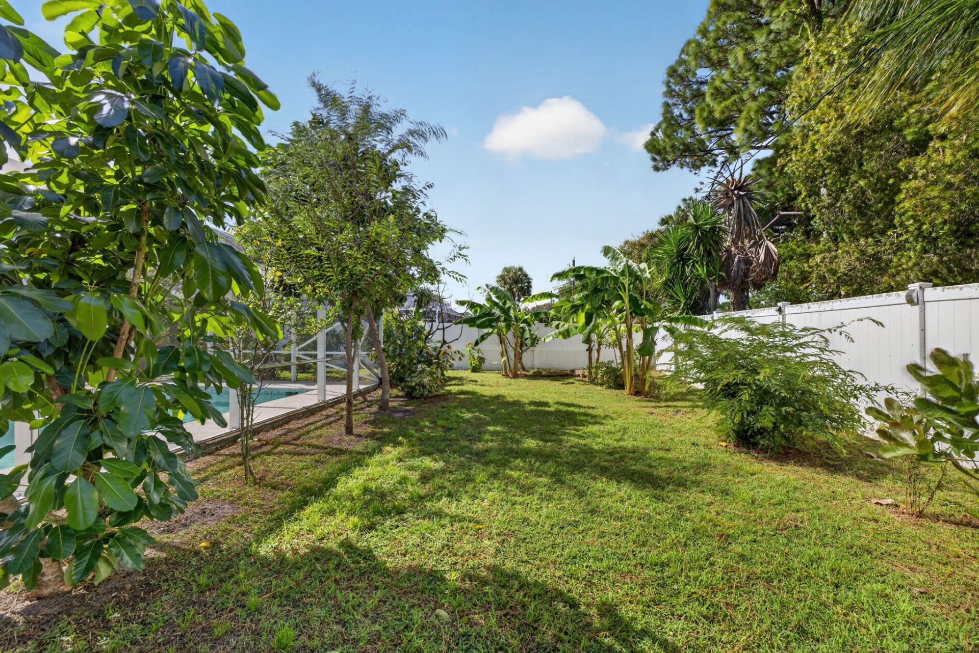 557 NW Sherbrooke Avenue, Port Saint Lucie, FL 34983 Photo