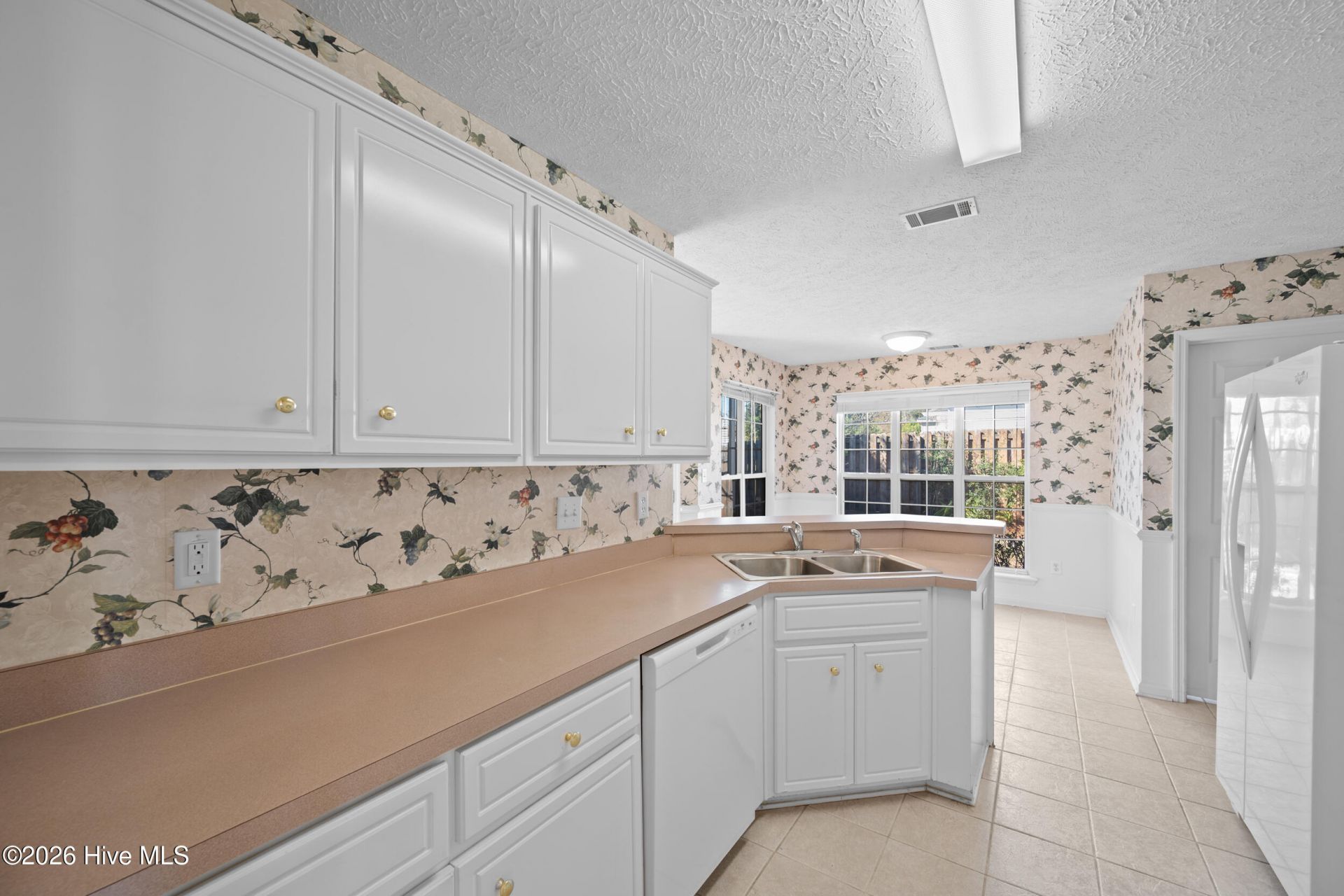 5059 Pleasant Pointe Drive Photo 5