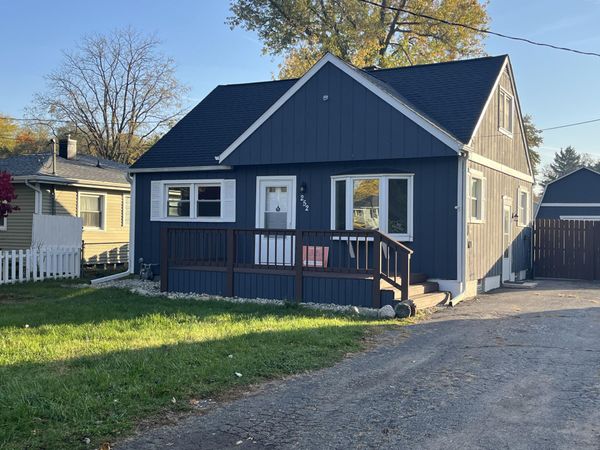 252 N 23rd Street N, Springfield, MI 49037