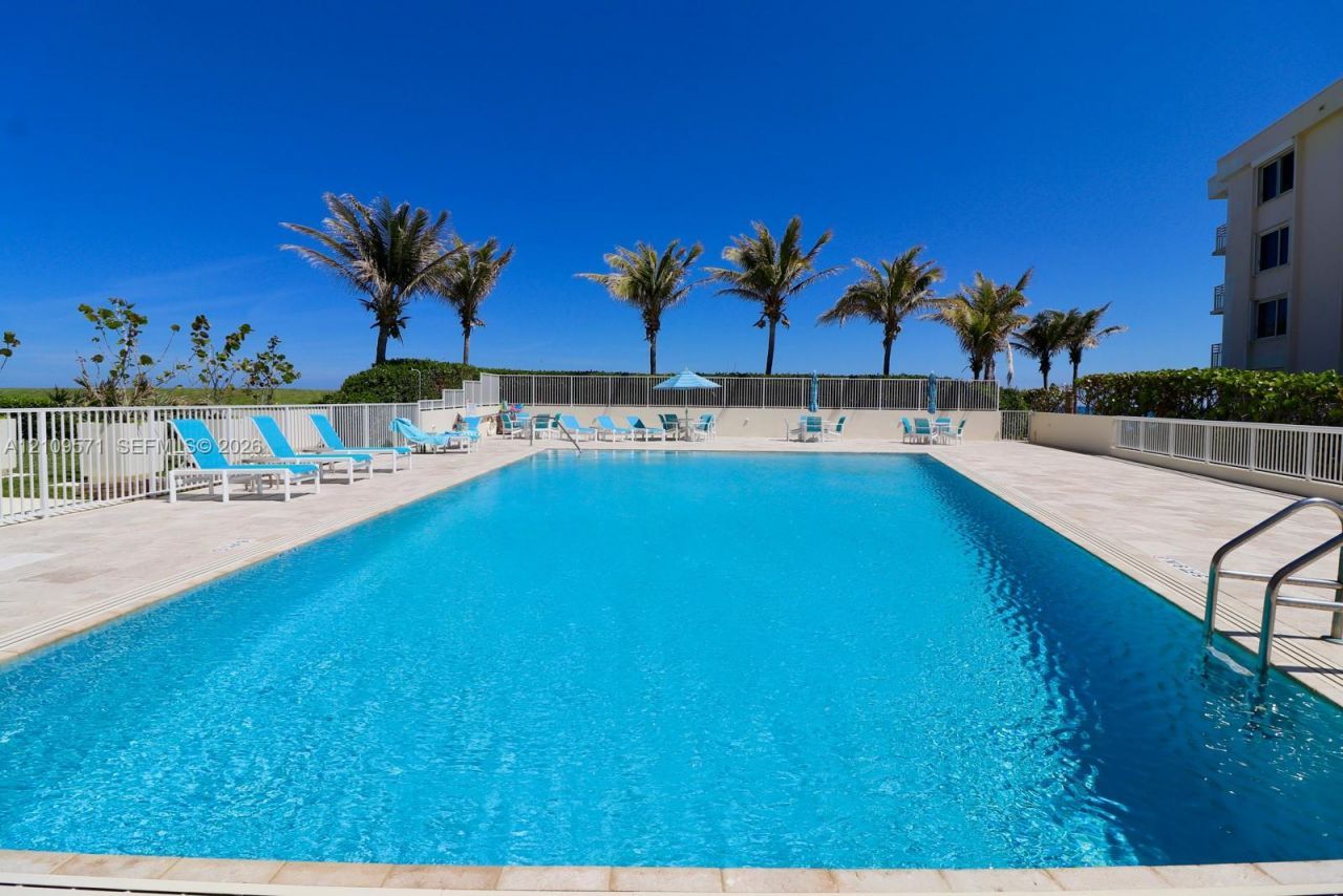400 Beach Rd , Unit 201, Tequesta, FL 33469 Photo