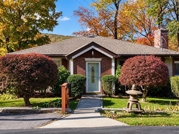 37 Valhalla Road , Carmel, NY 10512