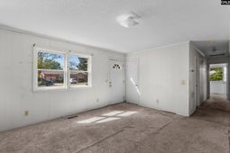 228 Oak Glenn Drive photo 4