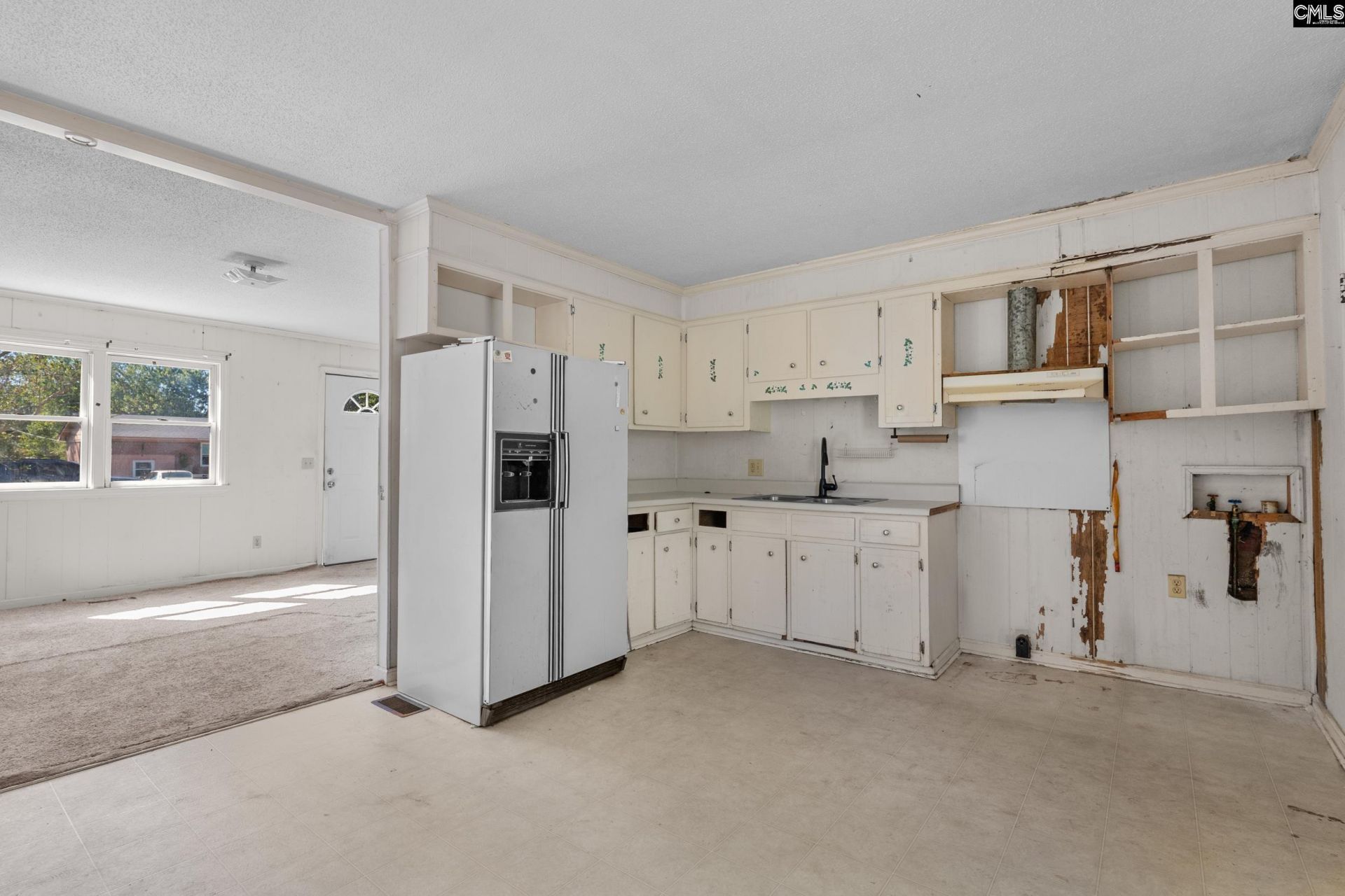 228 Oak Glenn Drive Photo 4
