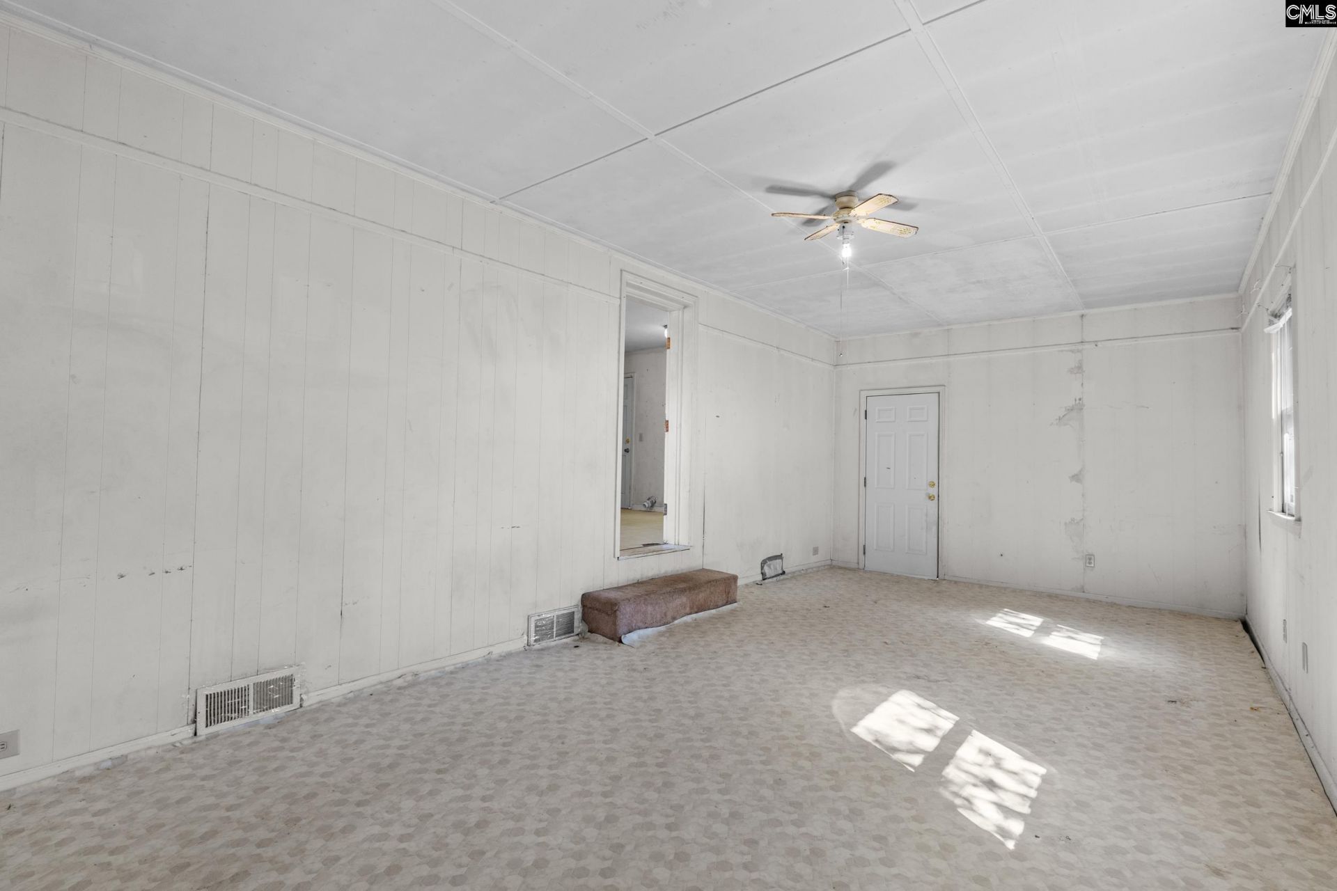 228 Oak Glenn Drive Photo 6