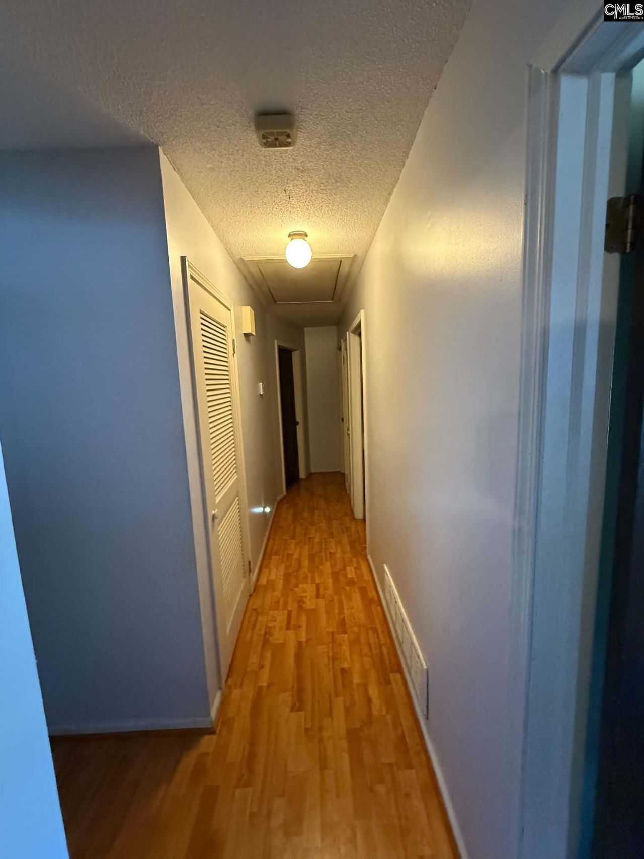 336 Saint Albans Road  Photo 11