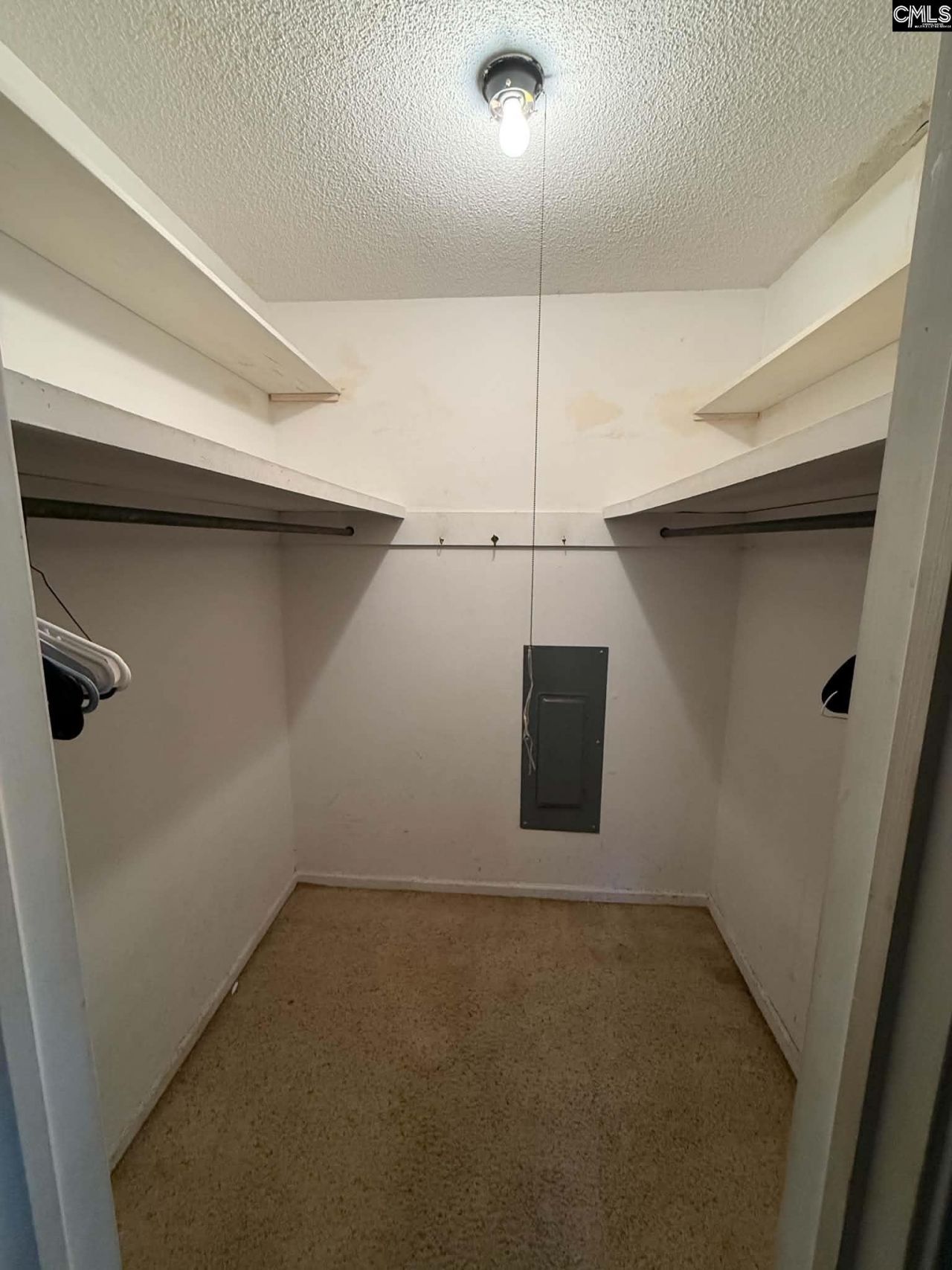 336 Saint Albans Road  Photo 13