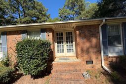 336 Saint Albans Road  photo 4