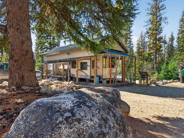 2759 20 Hwy, Colville, WA 99114