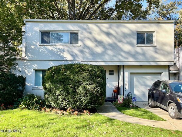 3415 Goddard Road , Toledo, OH 43606