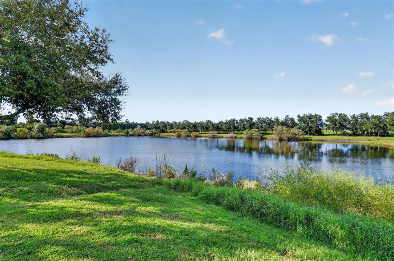 3415 71st Avenue E, Sarasota, FL 34243 Photo