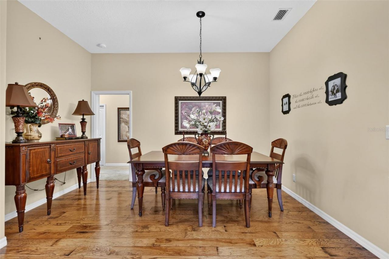 3415 71st Avenue E, Sarasota, FL 34243 Photo