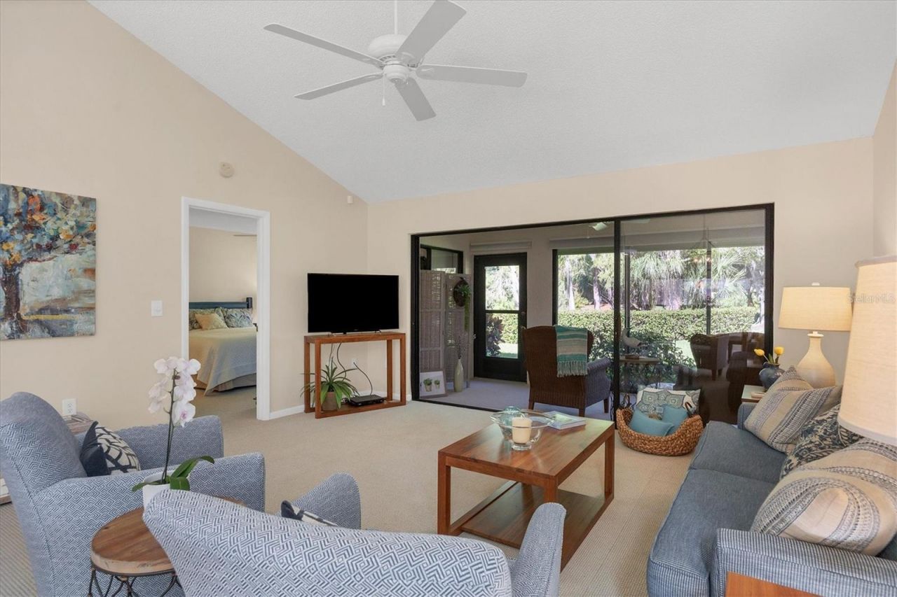 3304 Sandleheath, Unit 25, Sarasota, FL 34235 Photo