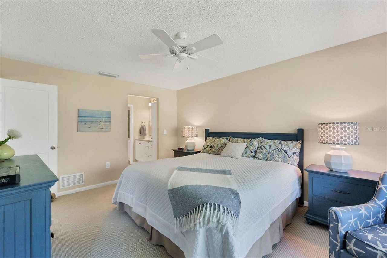 3304 Sandleheath, Unit 25, Sarasota, FL 34235 Photo