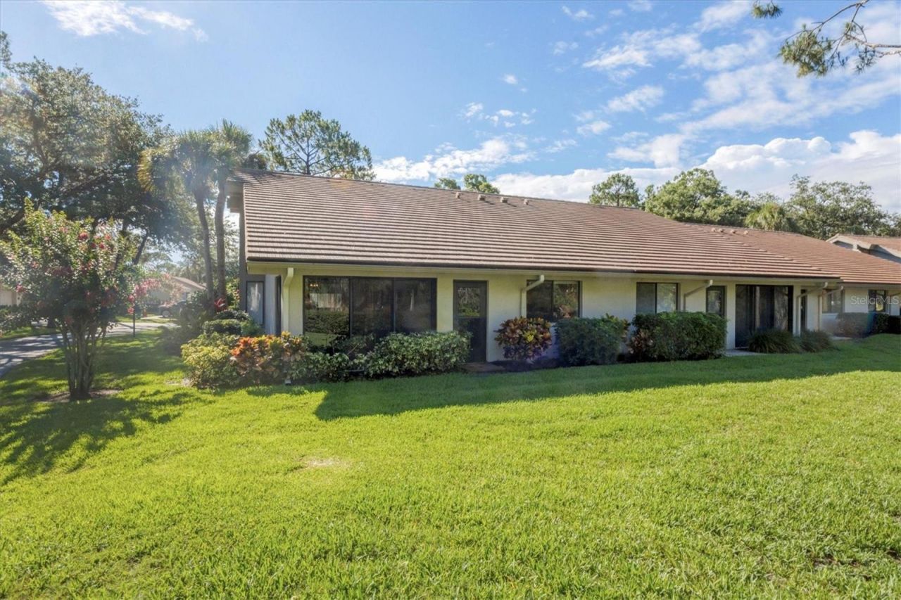 3304 Sandleheath, Unit 25, Sarasota, FL 34235 Photo