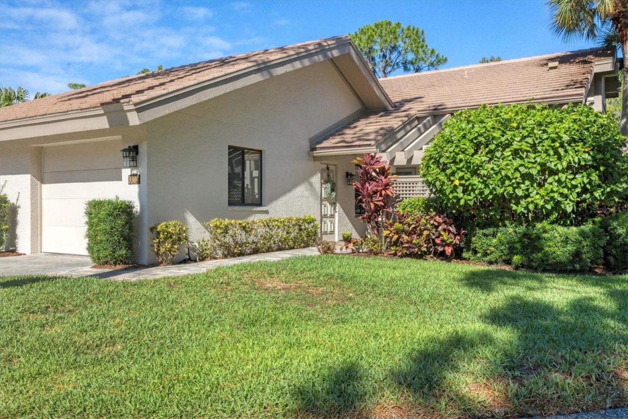 3304 Sandleheath, Unit 25, Sarasota, FL 34235 Photo