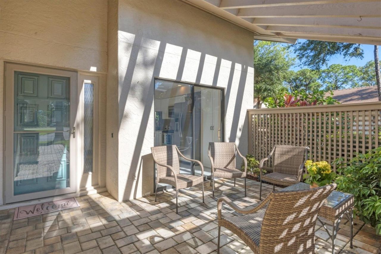 3304 Sandleheath, Unit 25, Sarasota, FL 34235 Photo