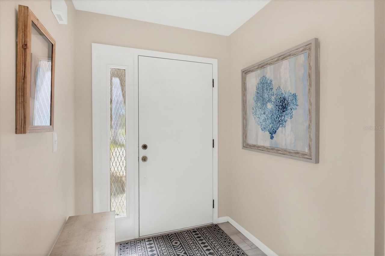 3304 Sandleheath, Unit 25, Sarasota, FL 34235 Photo